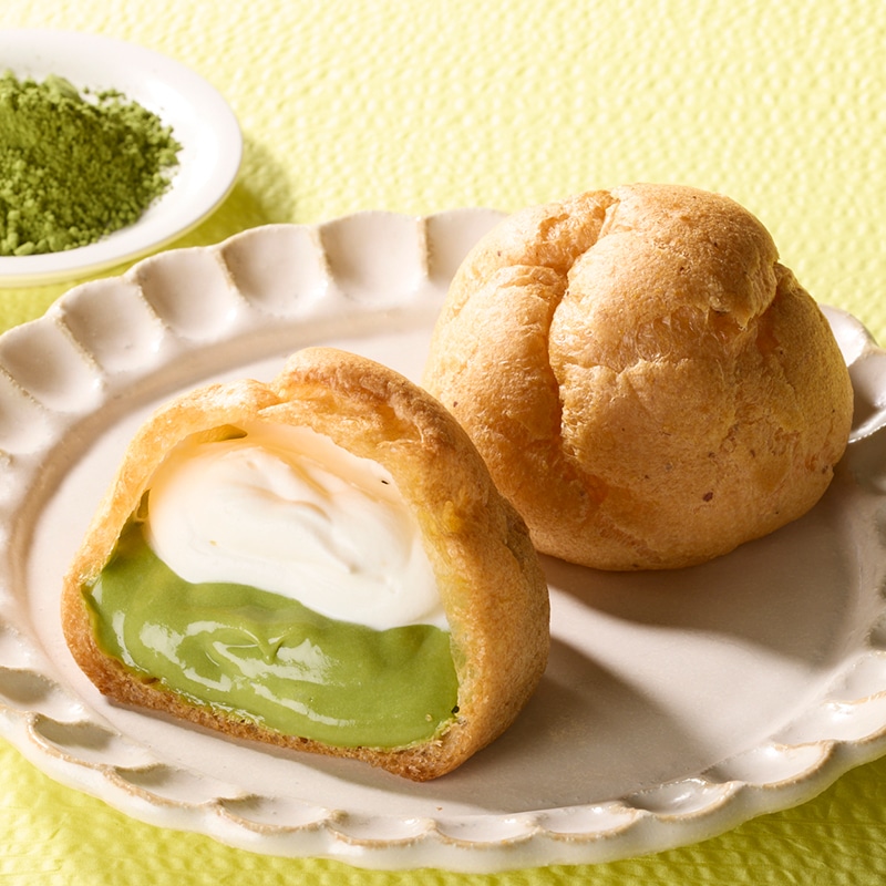 抹茶ダブルシュークリーム